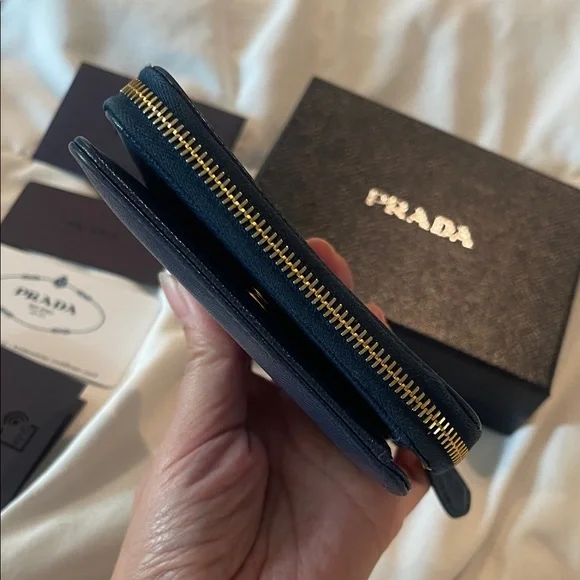Prada Portafoglio Lampo Saffiano Metal Bluette - Picture 10 of 16